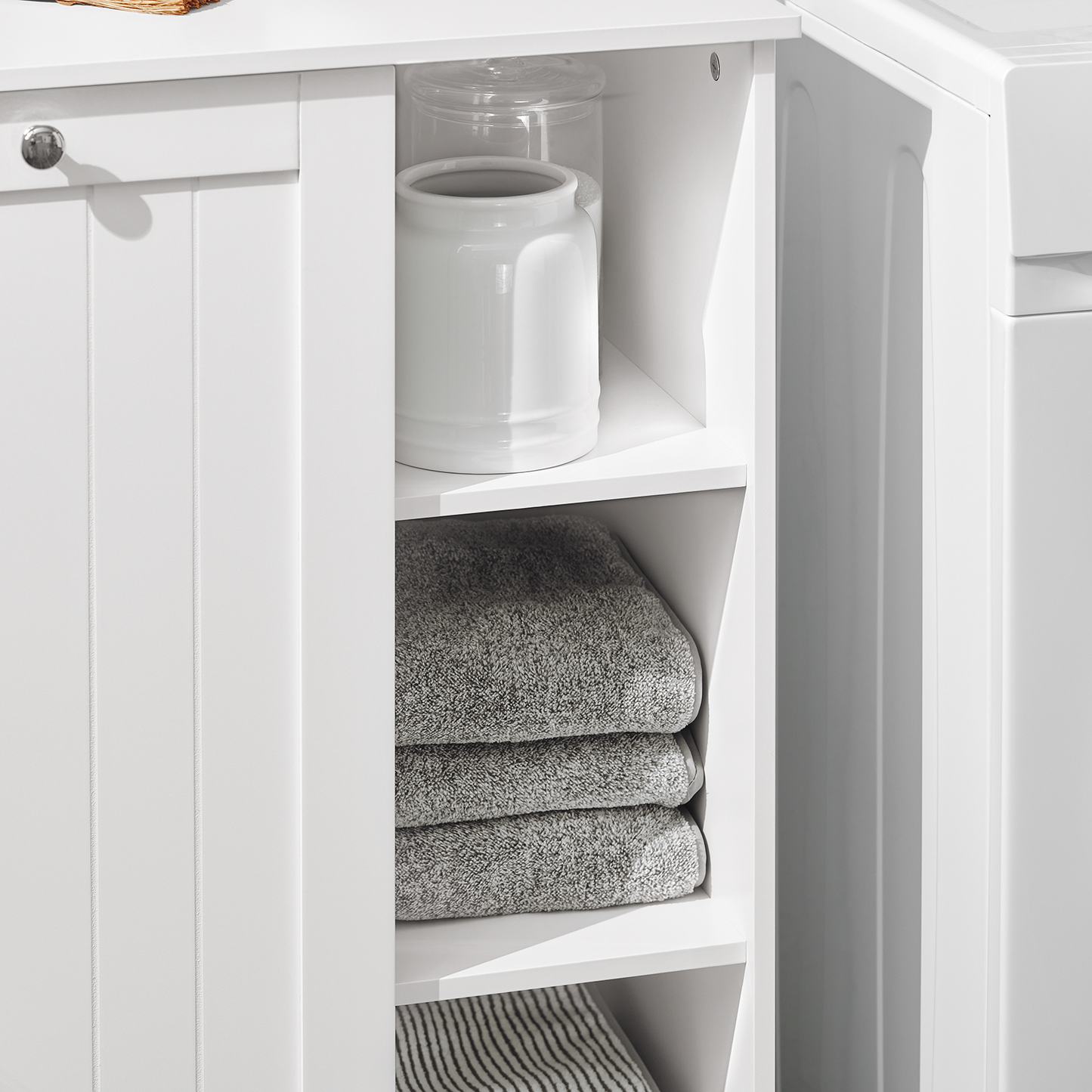 SoBuy Laundry Cabinet Chest Bathroom Storage Cabinet with Basket