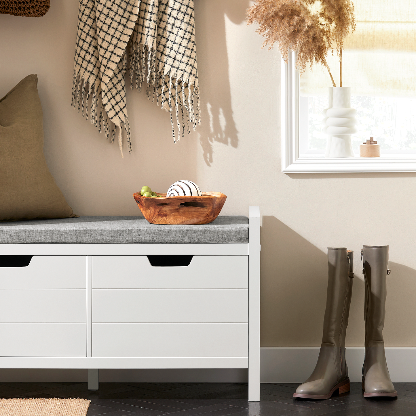 SoBuy FSR63-W, White Shoe Bench Shoe Rack Shoe Cabinet Hallway Storage Bench with Seat Cushion